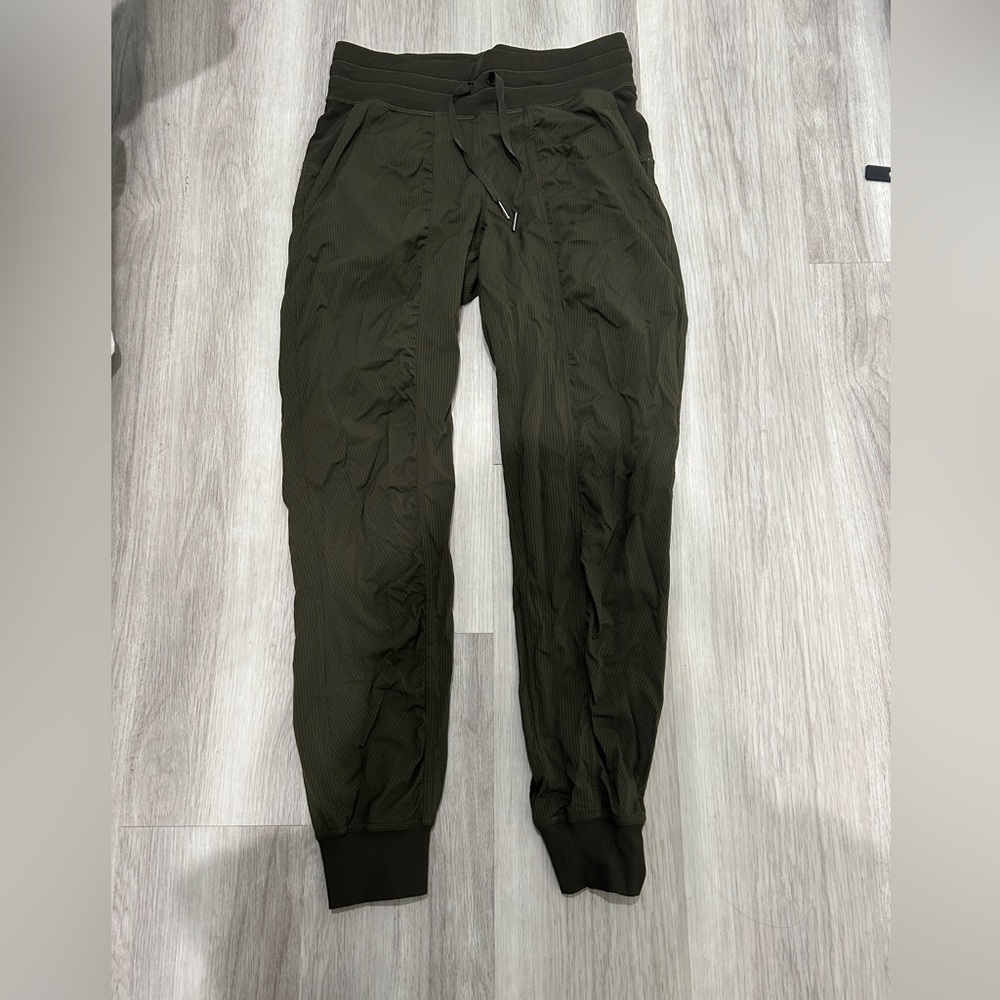 LULULEMON DANCE STUDIO JOGGER